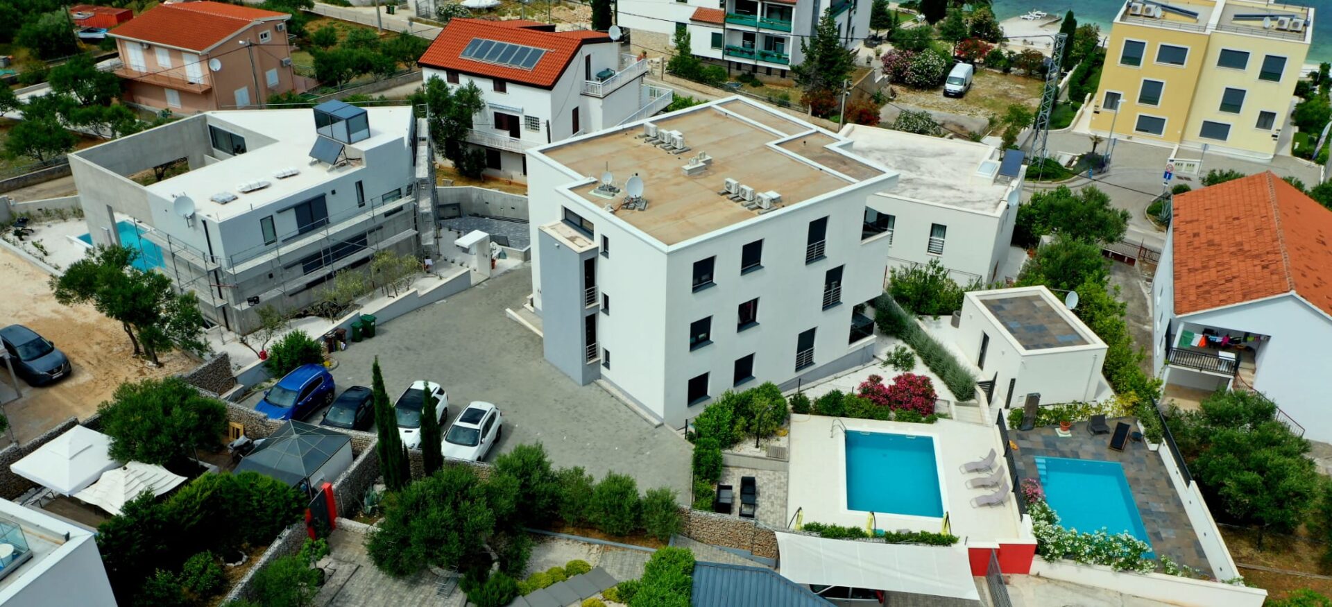 Sea Sun Slatine mit 2 Schlafzimmer, schwimmbad