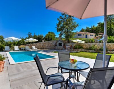 Apartment Villa Tara