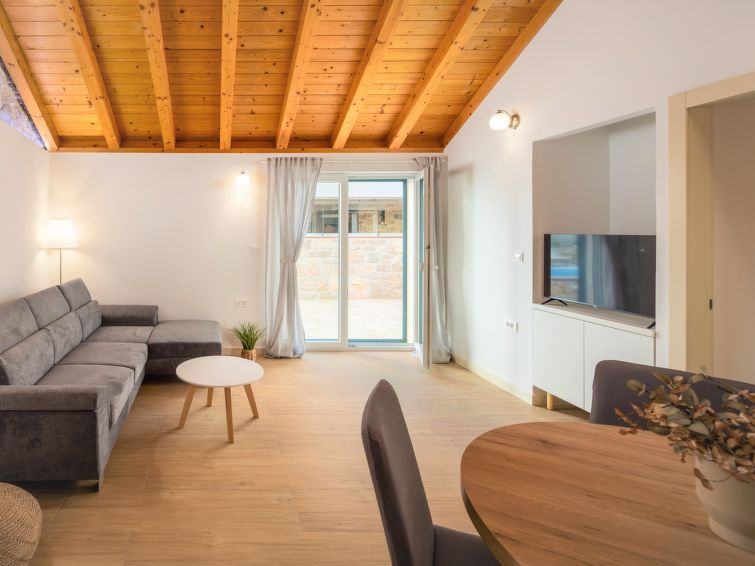 House Villa di Perla