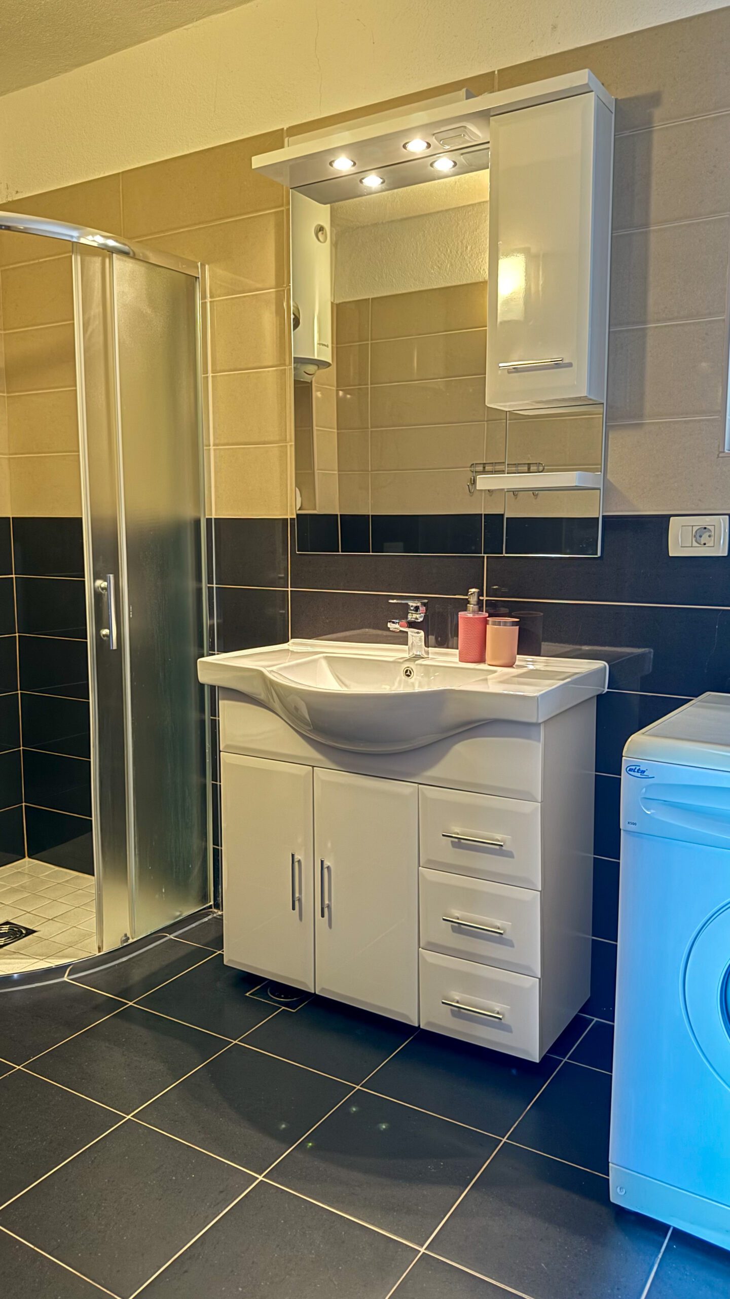 Apartamenty Sunny Hill z basenem na dachu