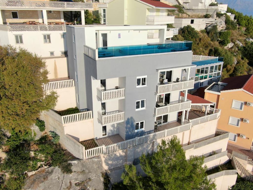Apartamenty Sunny Hill z basenem na dachu