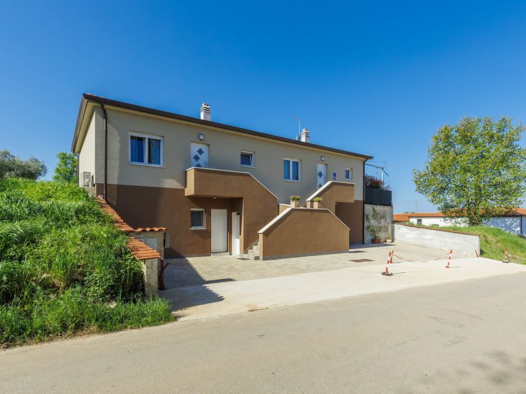 House Eja