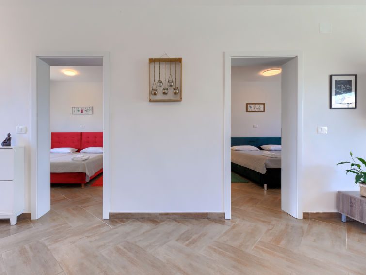 House Eja