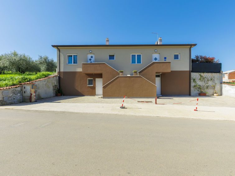 House Eja