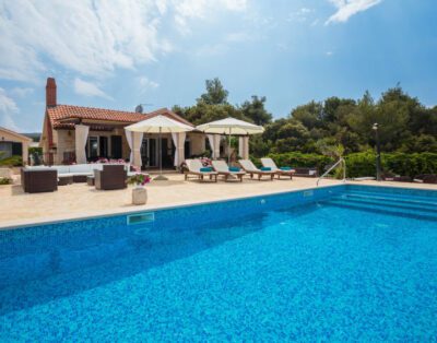 House Villa Mutnik