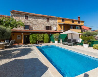 House Villa Lucky