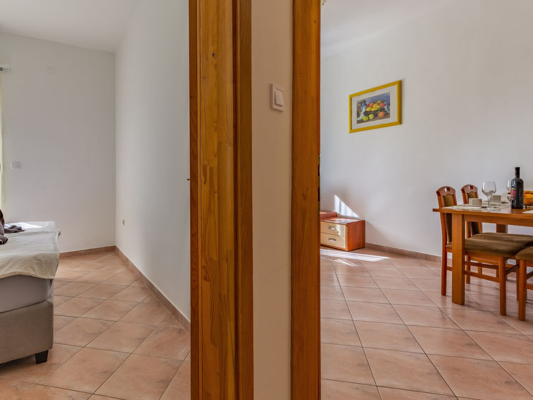 Apartment Rok 1