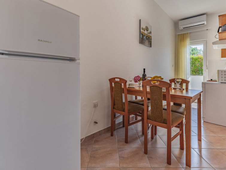 Apartment Rok 3