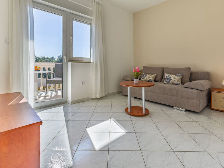 Apartment Rok 7