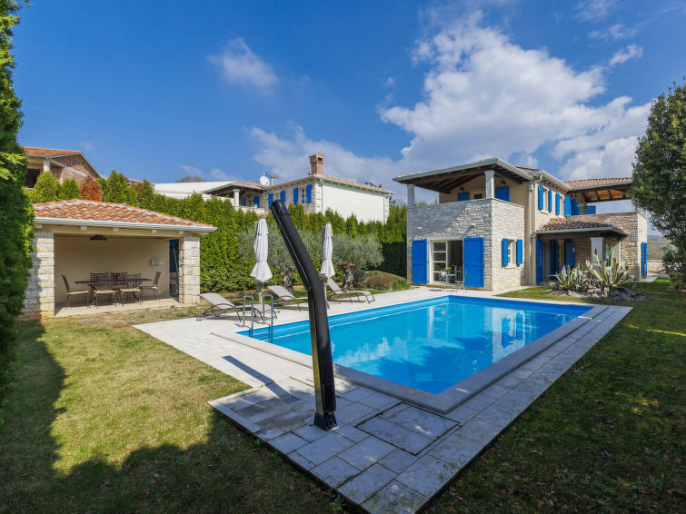 House Feniks