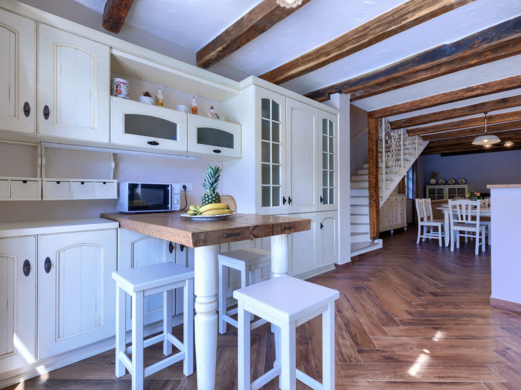 House Feniks