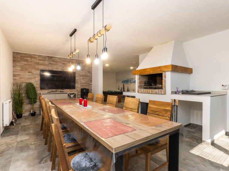 House Vuk