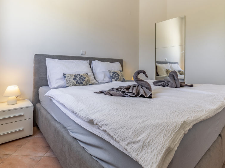 Apartment Rok 2