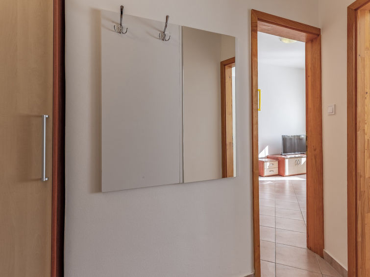 Apartment Rok 4
