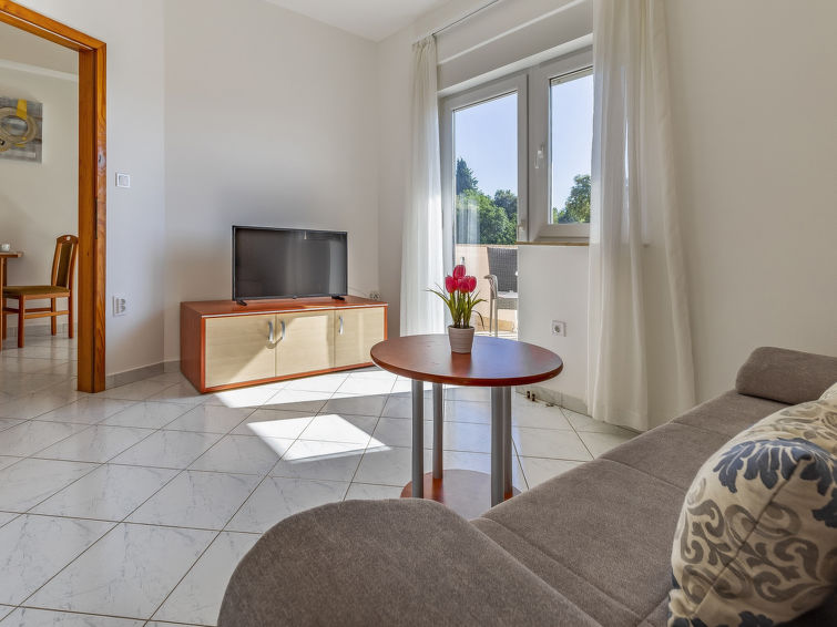 Apartment Rok 7
