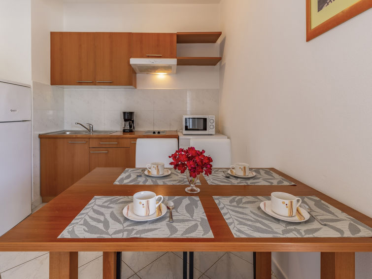 Apartment Rok 8