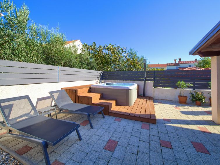 House Bernarda