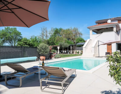 House Villa Lora