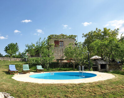 House Village Family House Ranka