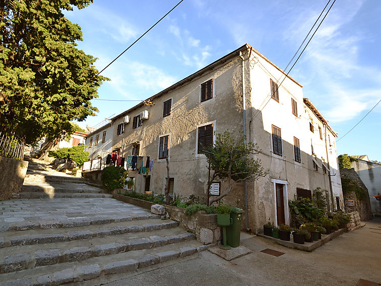 Apartment Snježana