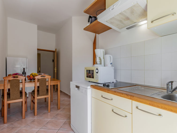 Apartment Rok 2