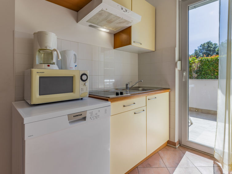 Apartment Rok 2