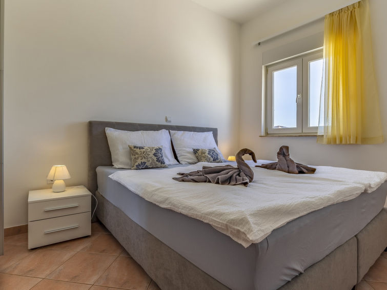 Apartment Rok 3