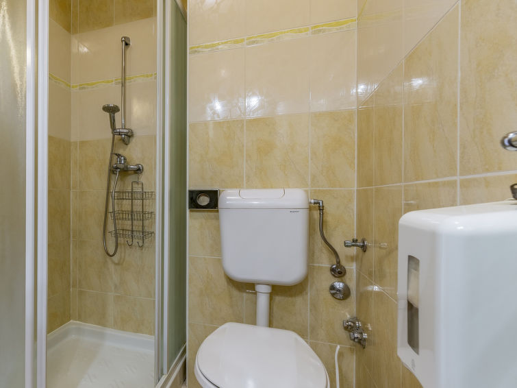 Apartment Rok 8