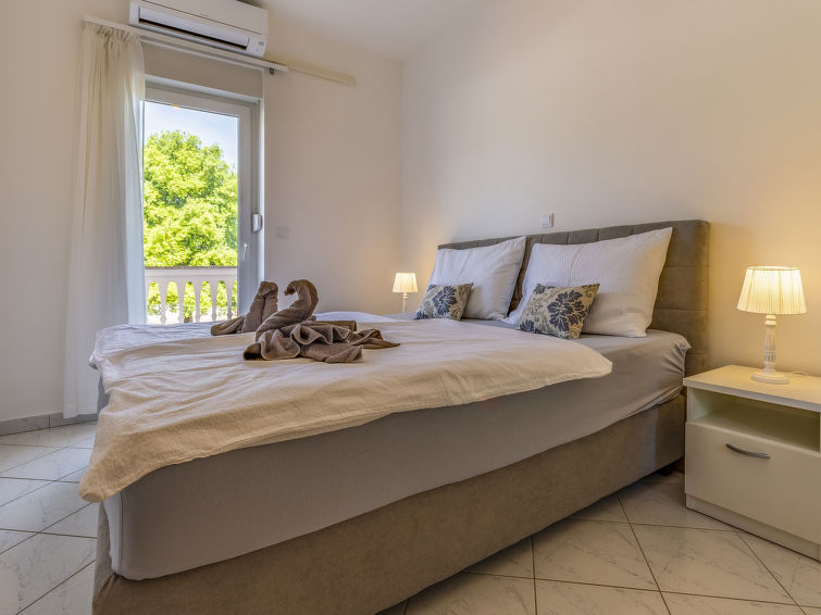 Apartment Rok 8