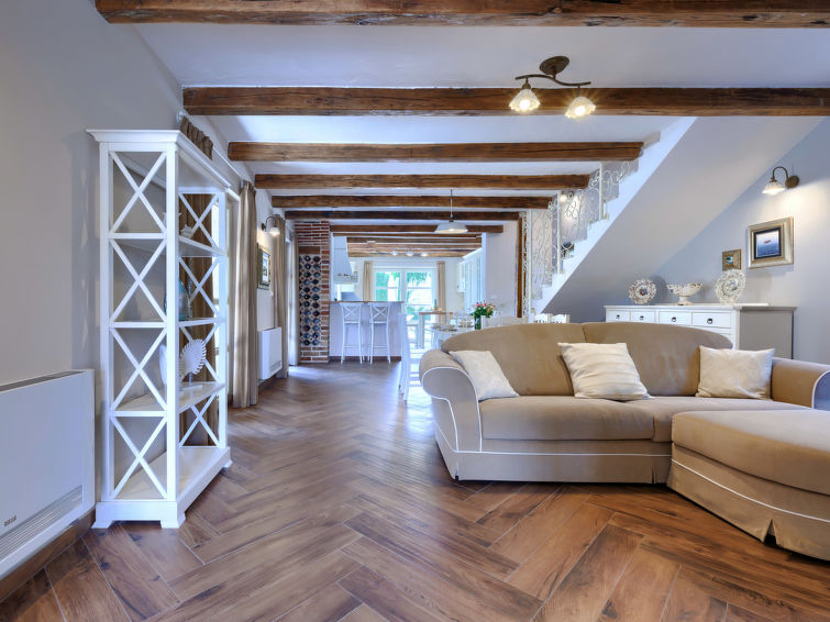 House Feniks