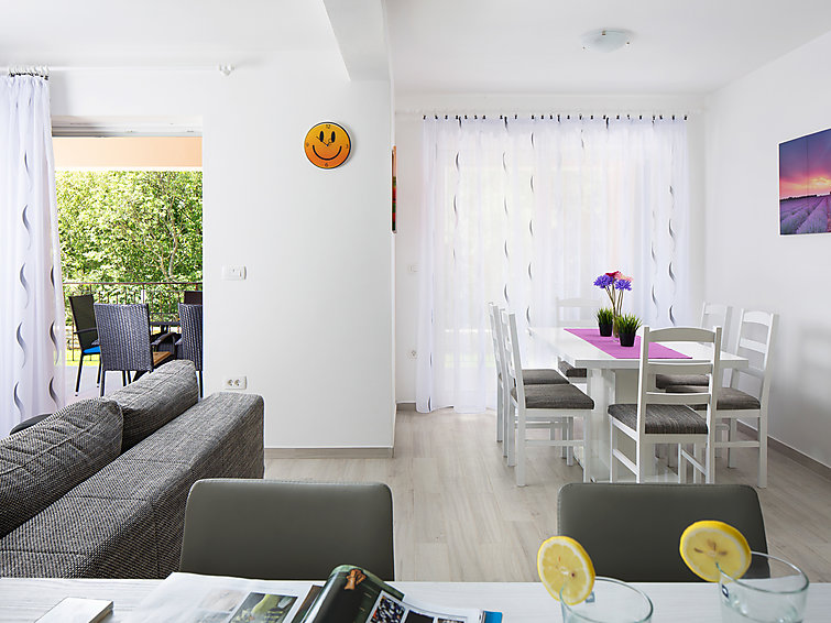 House Ana
