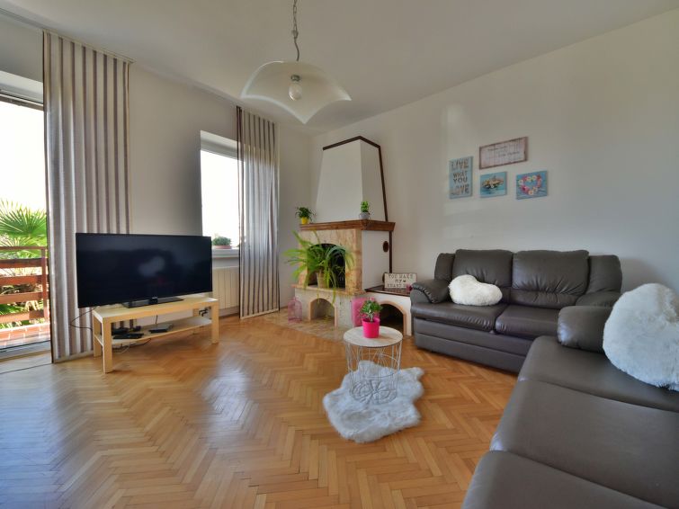 Apartment Karlo