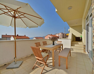 Apartment Cvit 2