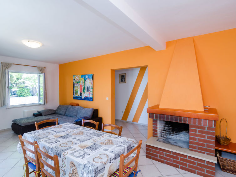 Apartment Plavac Mali