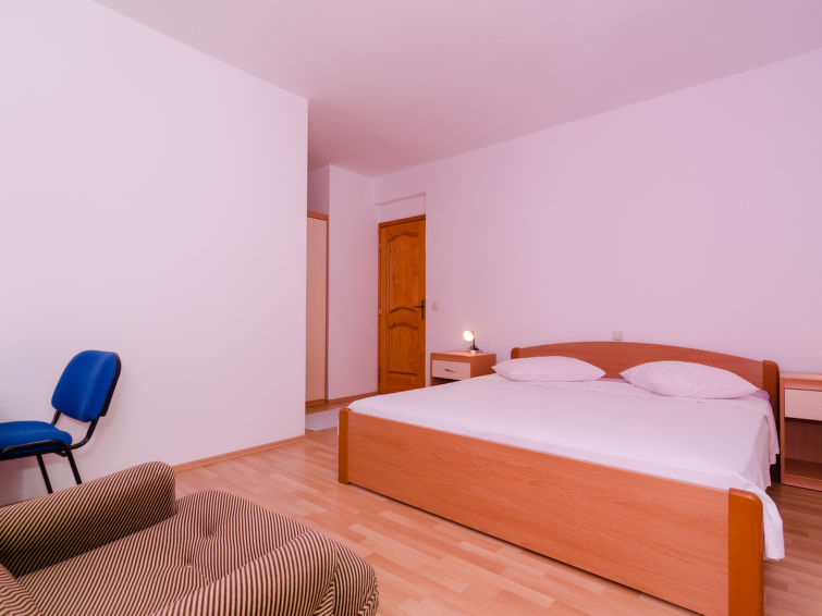 Apartment Plavac Mali