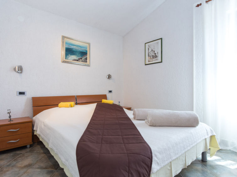 Apartment Starigrad