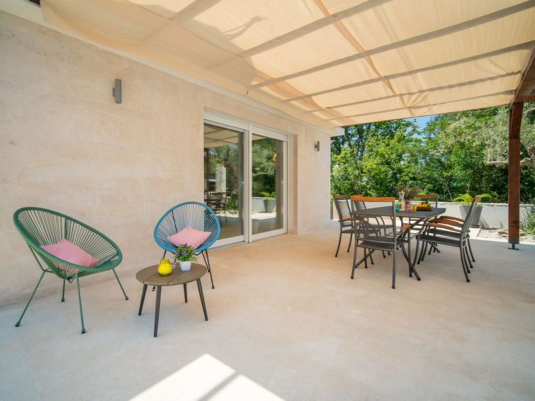 House Ivana