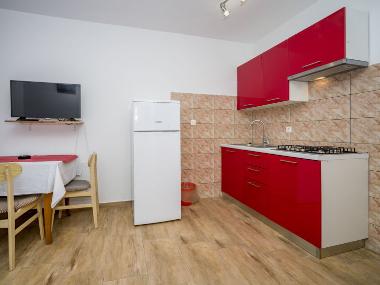 Apartment Hilde Red