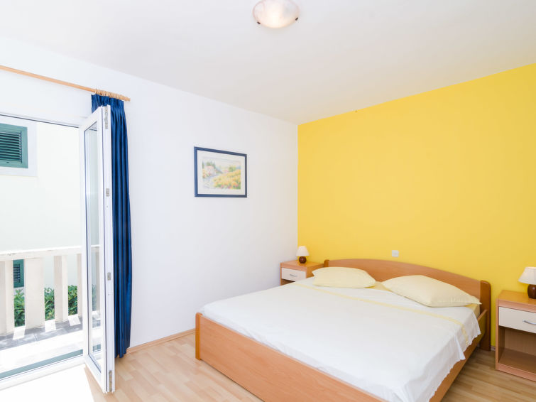 Apartment Plavac Mali