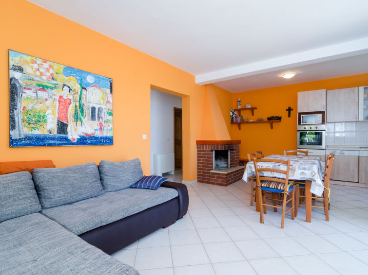 Apartment Plavac Mali
