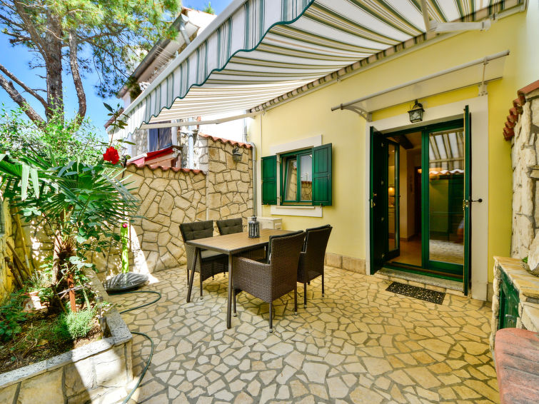 House Divna