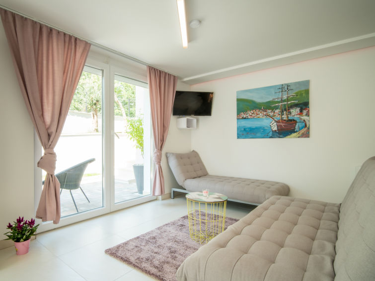 House Ivana