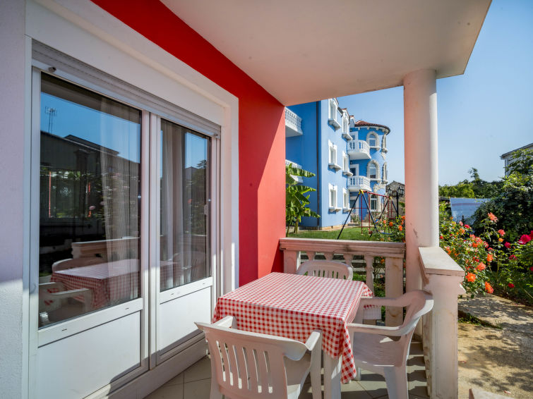 Apartment Hilde Red