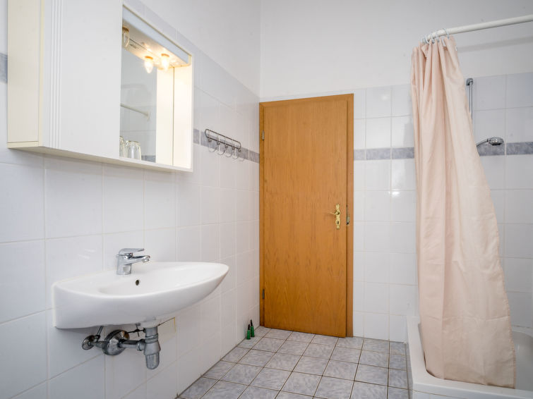 Apartment Hilde Red