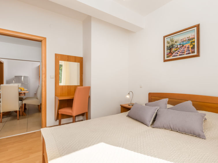 Apartment Mare 2