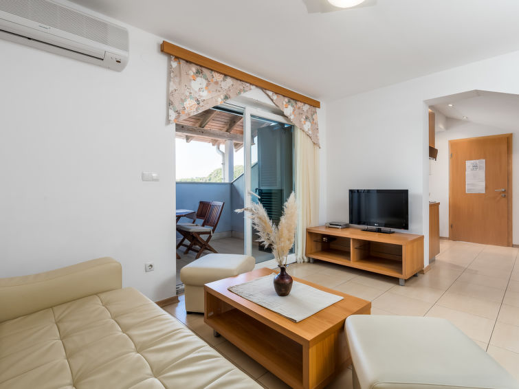 Apartment Mare 9
