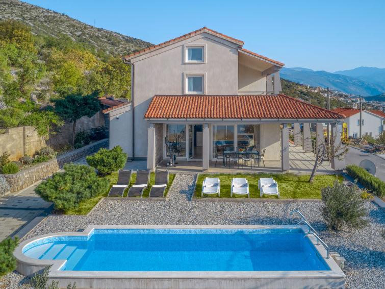 House Senj