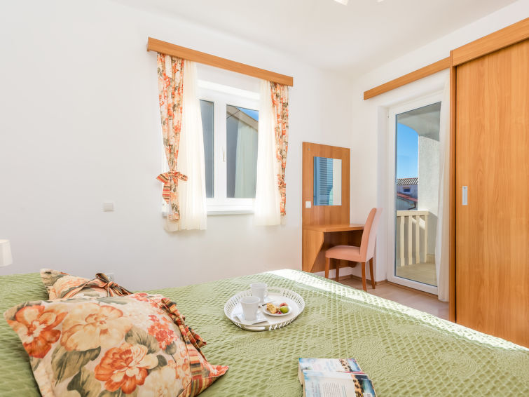 Apartment Mihaela 1
