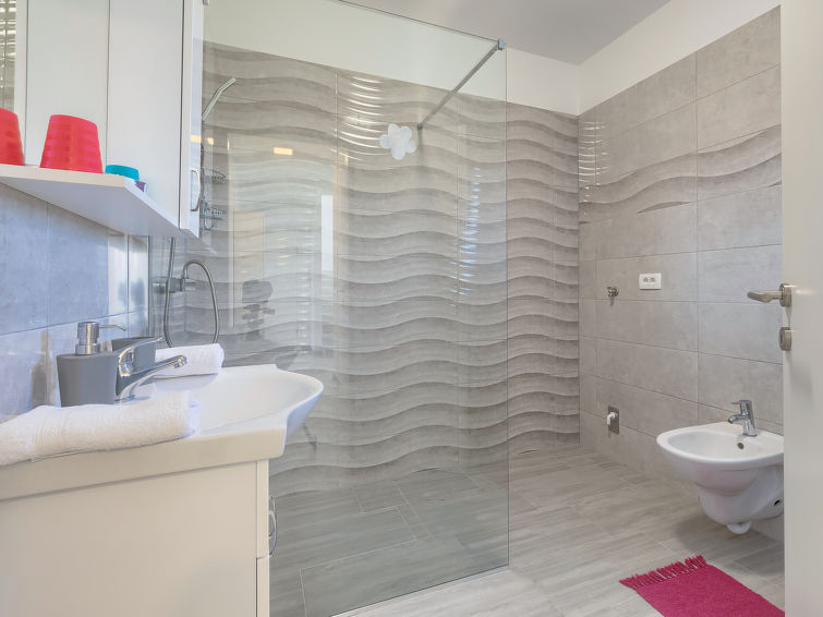 House Villa Zirdum