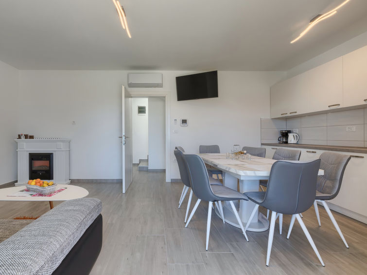 House Villa Zirdum